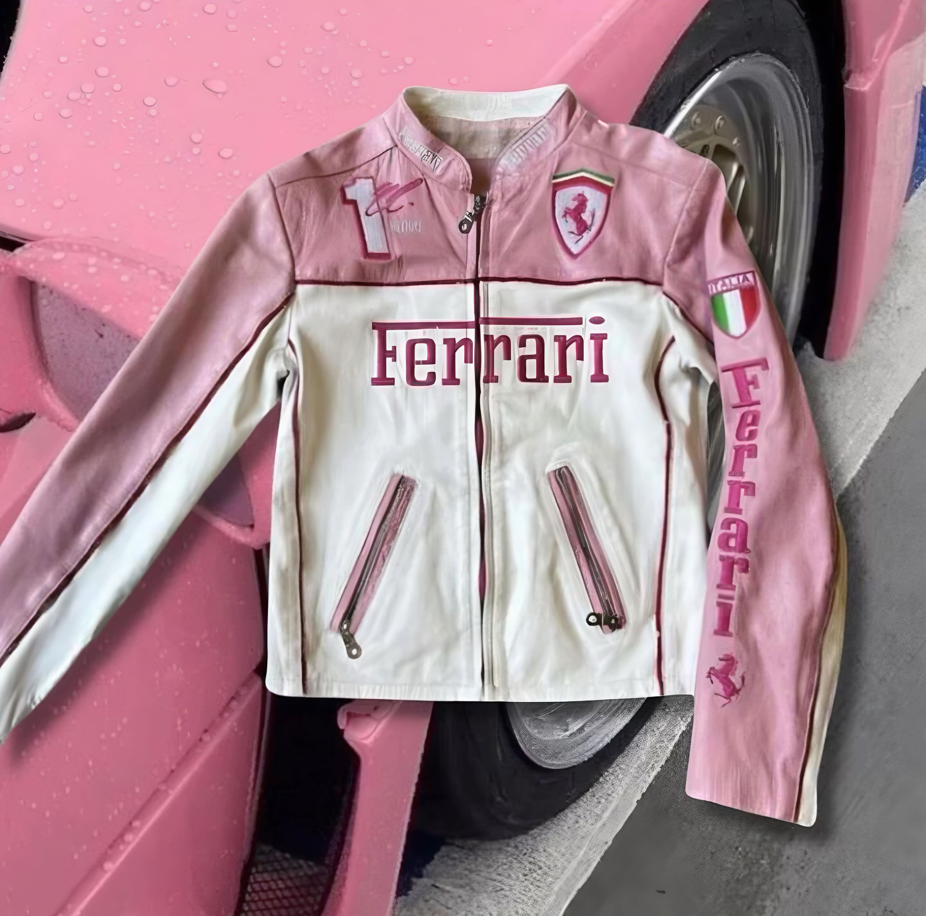 Jaqueta FERRARI F1 Vintage Couro Rosa e Branco